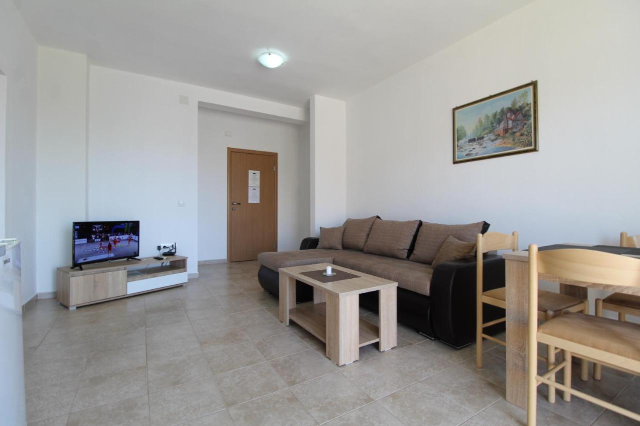 Apartments Cejovic Bar Zewnętrze zdjęcie